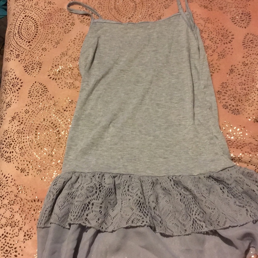Gray tank top